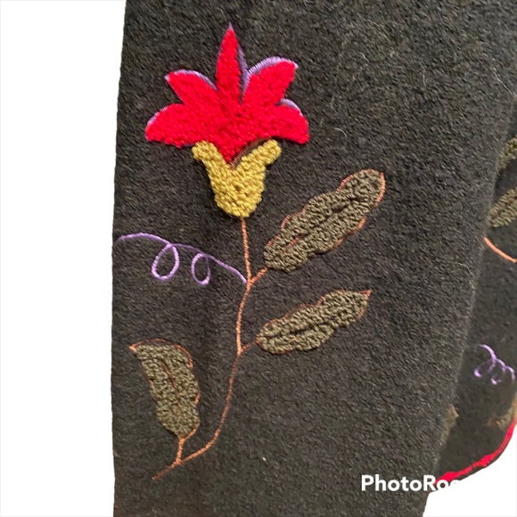 Tally-Ho Boiled Wool Blazer with Embroidered Crewel Work - Picture 3 of 7